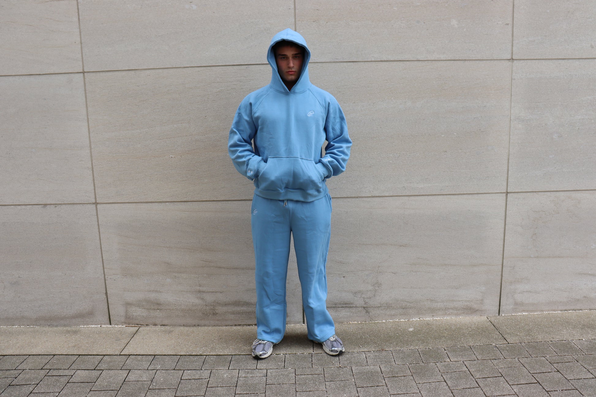 BASIC TRACKSUIT BABYBLUE