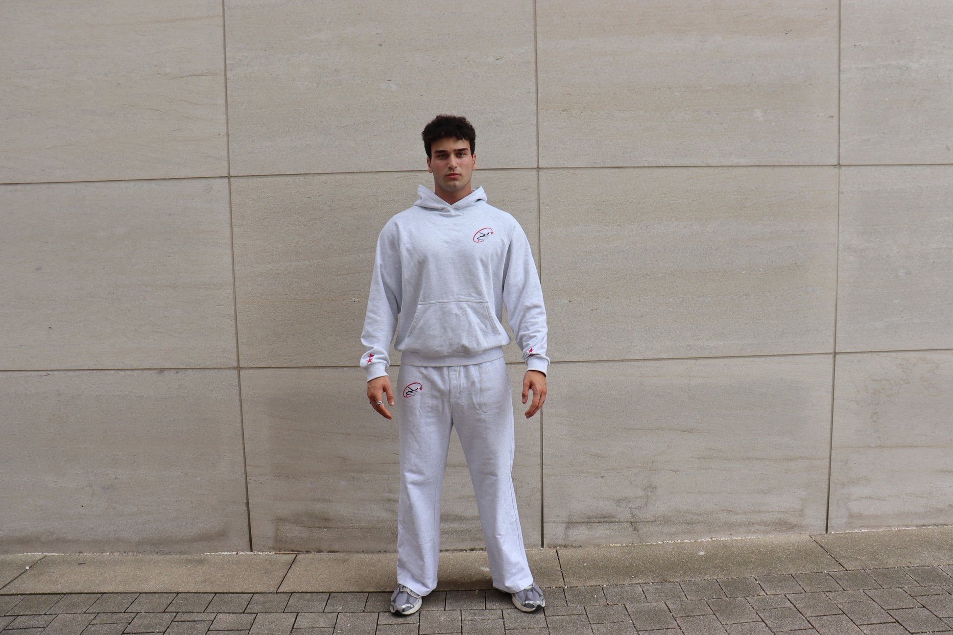 SIGNATURE TRACKSUIT GREY